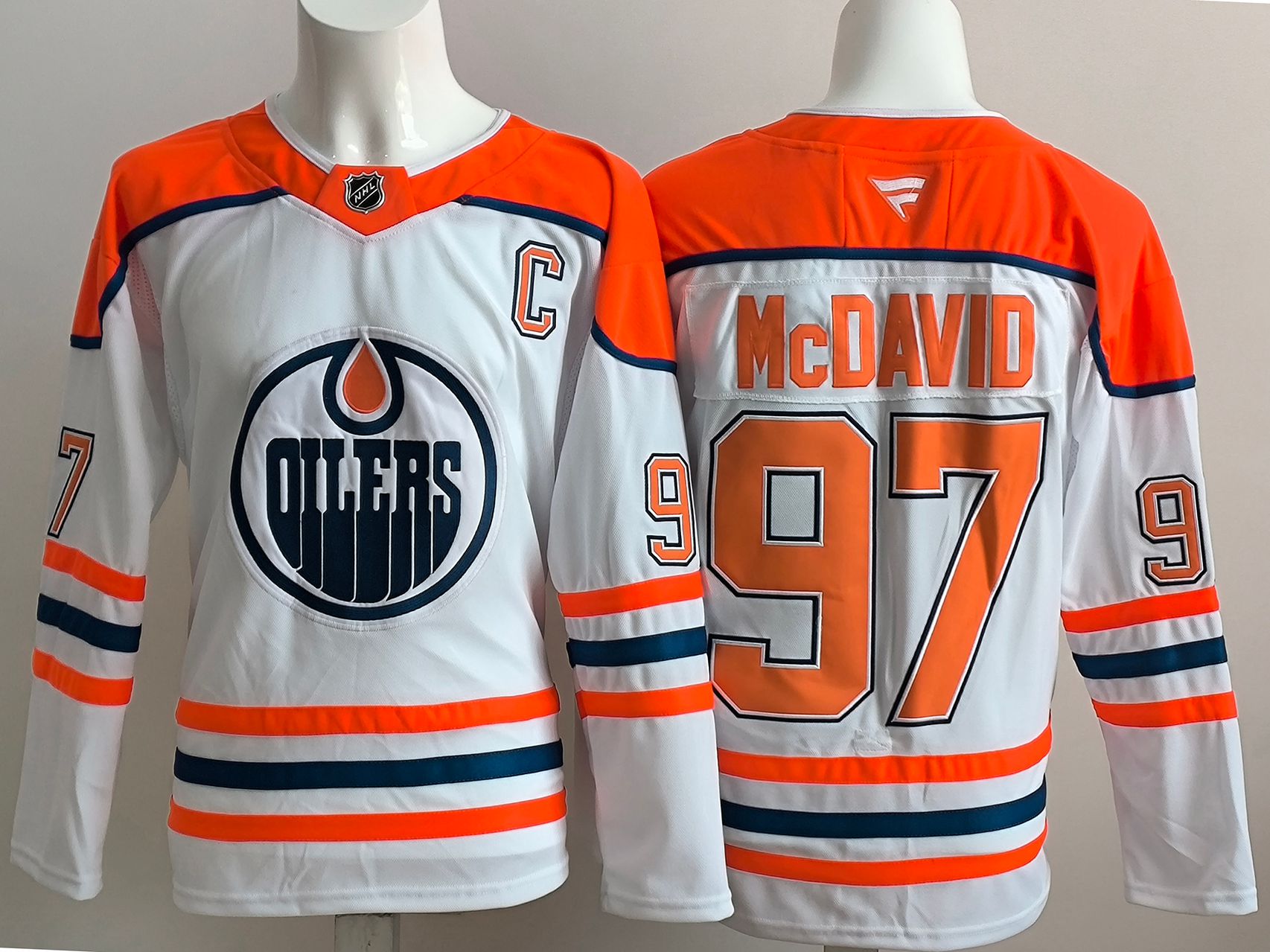 Men 2025 Edmonton Oilers #97 Mcdavid White Throwback NHL Jersey style 01